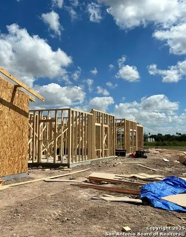 0 West Pike, Weslaco, TX 78596