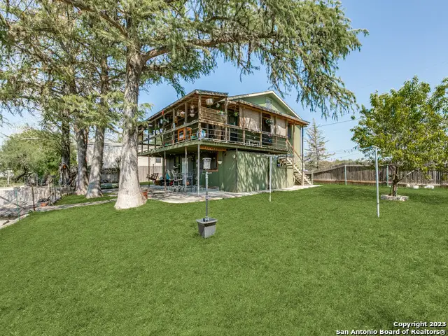 701 Lakeshore Dr, Bandera, TX 78003 - Image #3