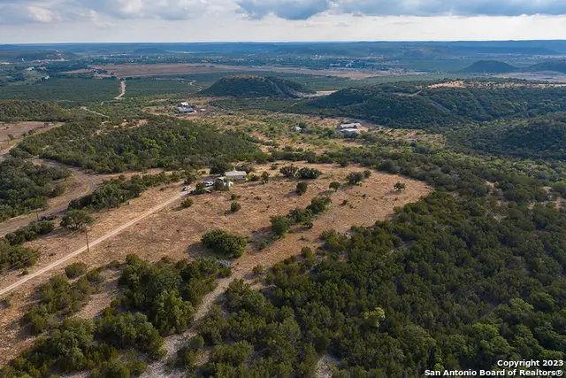 649 Rocky Hill Rd, Junction, TX 76849 - Image #2