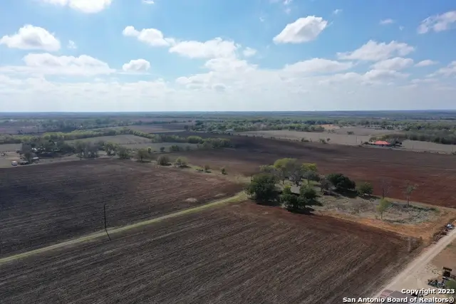 10085 Shepherd Rd, Atascosa, TX 78002 - Image #1
