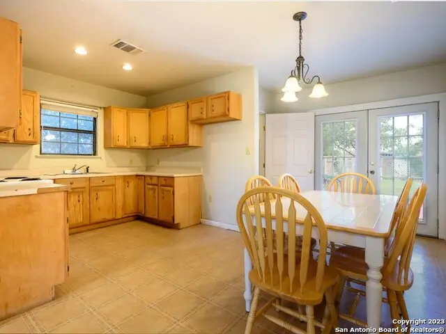 506 2nd, Cotulla, TX 78014 - Image #3