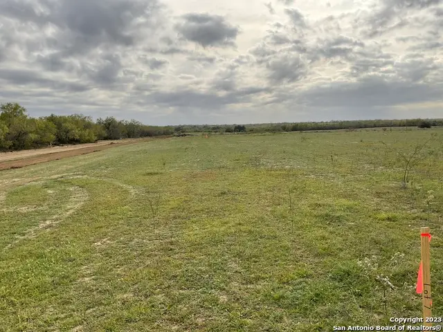 128 Sylas Hayes Loop, Leming, TX 78064 - Image #1