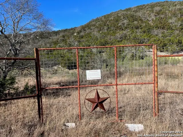 696 Chili Canyon Rd, Tarpley, TX 78003 - Image #3