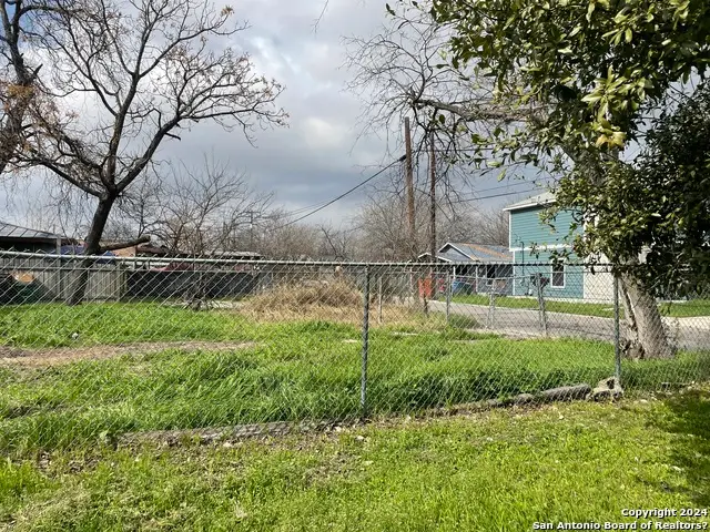 1527 Hays St #2, San Antonio, TX 78202 - Image #1