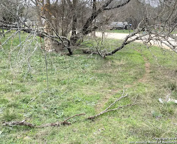 264 Bandera Dr, Bandera, TX 78003 - Image #3