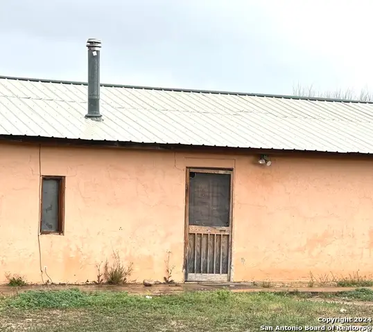 1412 Private Road 2310, Uvalde, TX 78801 - Image #2