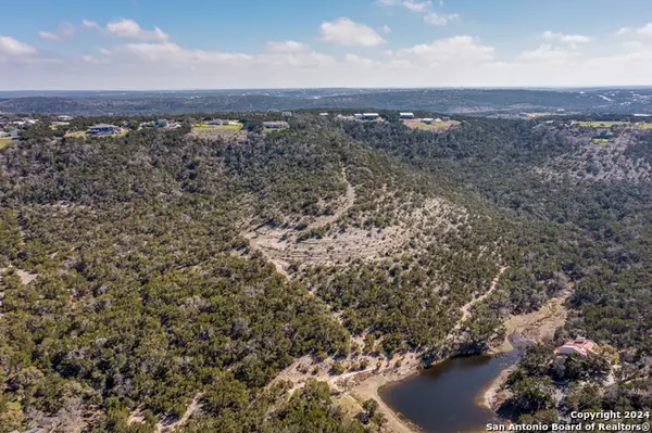 1081 Hillside Vw, New Braunfels, TX 78132