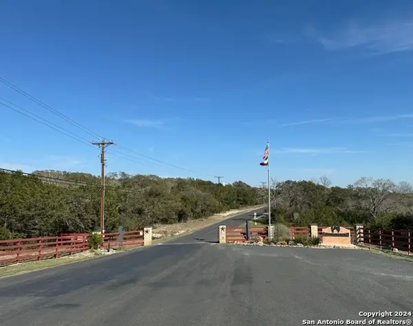 129 Stallion Estates, Spring Branch, TX 78070