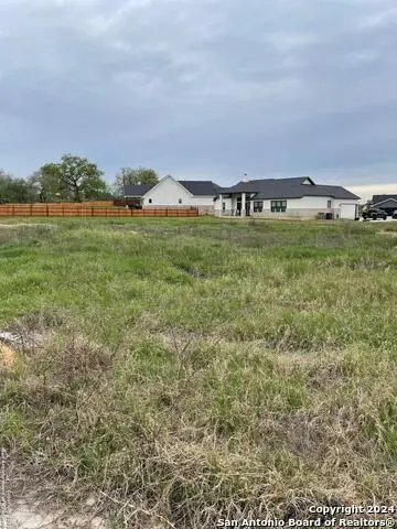 116 Bayberry Ct, La Vernia, TX 78121