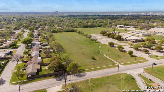 2825 Ackerman Rd, Kirby, TX 78219 - Image #1