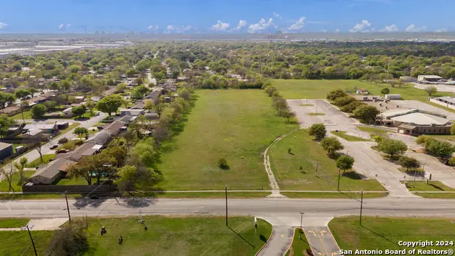2825 Ackerman Rd, Kirby, TX 78219 - Image #2