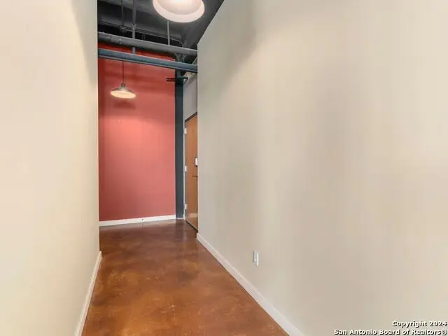 1331 S Flores St #211, San Antonio, TX 78204 - Image #2