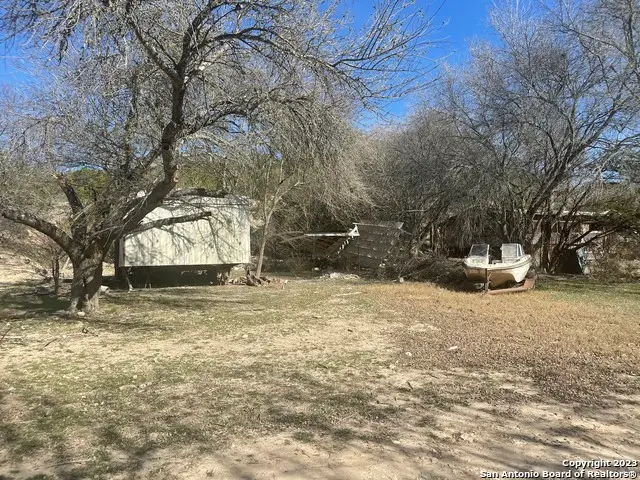 147 Alamo Dr, Pipe Creek, TX 78063 - #2