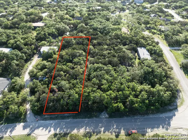 1058 Indian Holw, Spring Branch, TX 78070