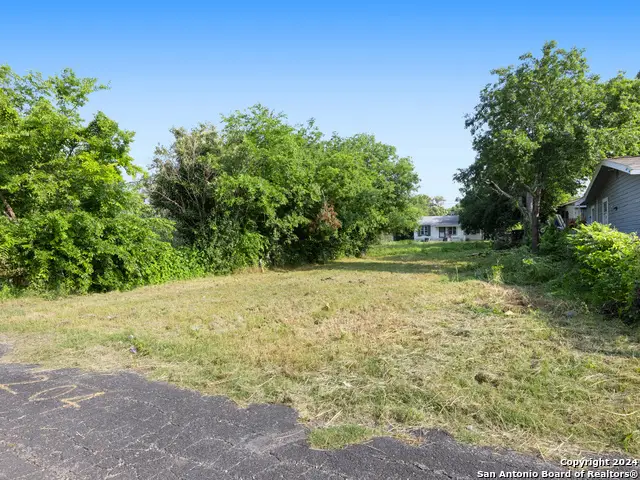 204 Orphan, San Antonio, TX 78202 - Image #2
