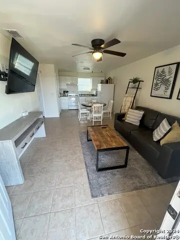 391 S Riverside Dr #11, Eagle Pass, TX 78852 - Image #2