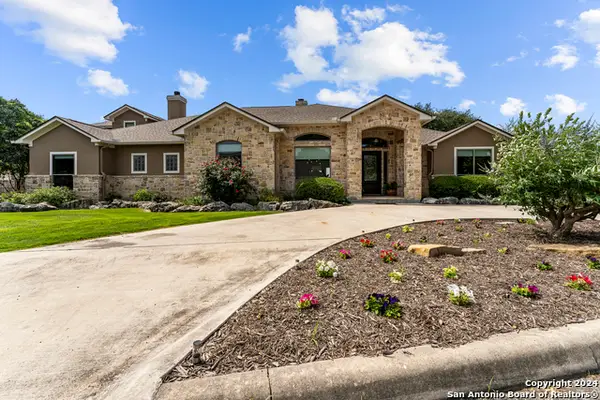 143 County Road 4325, Hondo, TX 78861