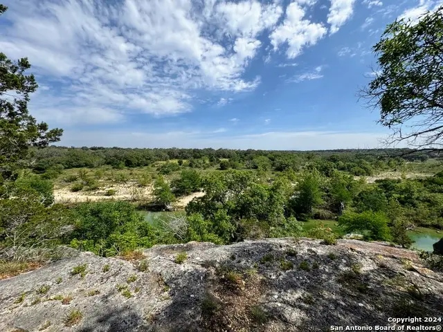 201 Cypress Bluff Rd, Pipe Creek, TX 78063 - Image #2