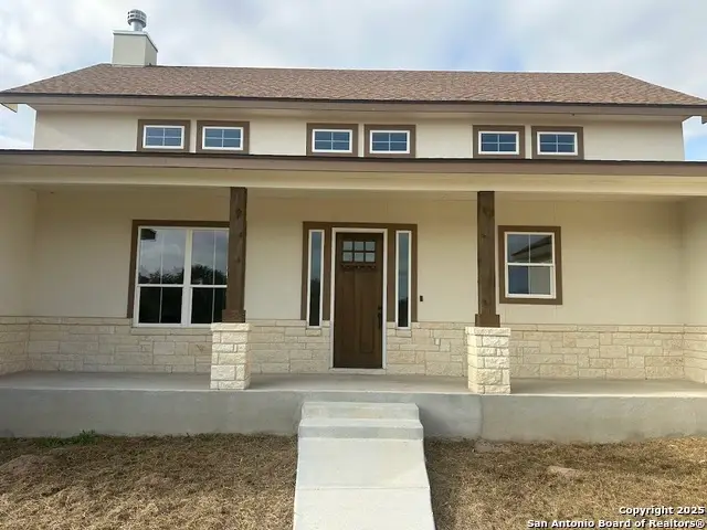 109 Medora Branch, Floresville, TX 78114 - Image #3