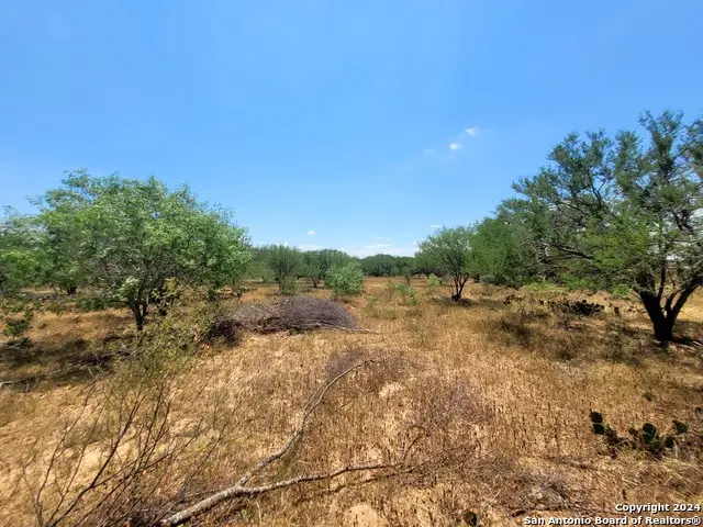 LOT 6 OF 7 Bar R Lane, Floresville, TX 78114 - Image #3