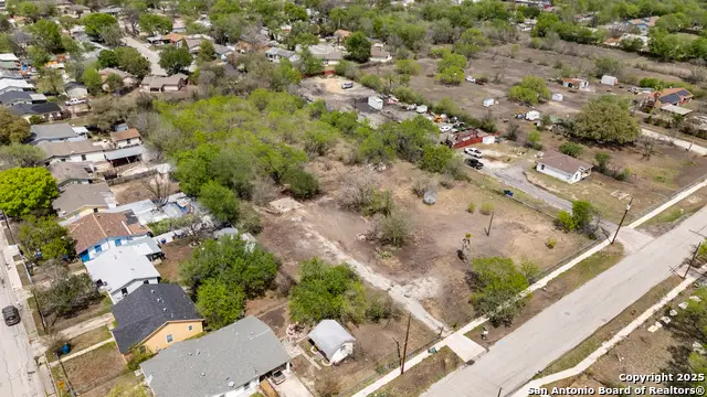 667 W Petaluma Blvd, San Antonio, TX 78221 - Image #3