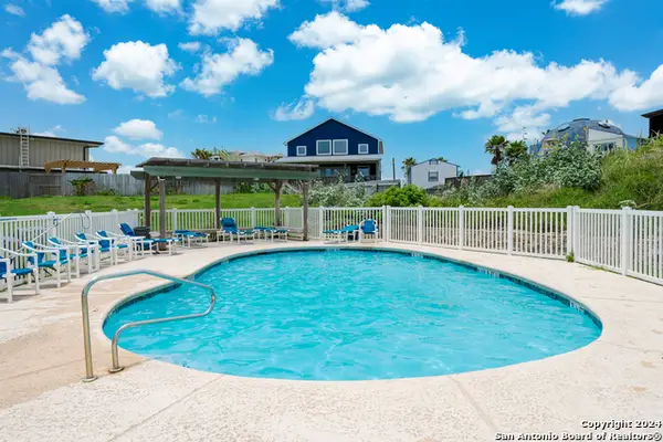 810 Banyan Beach Dr #126, Port Aransas, TX 78373