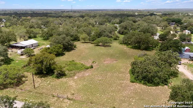 271 Hermosa Dr, Poteet, TX 78065 - Image #1
