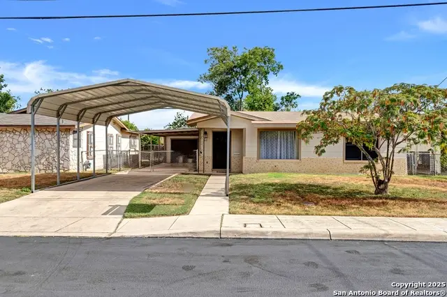 411 W Hart Ave, San Antonio, TX 78214 - Image #2