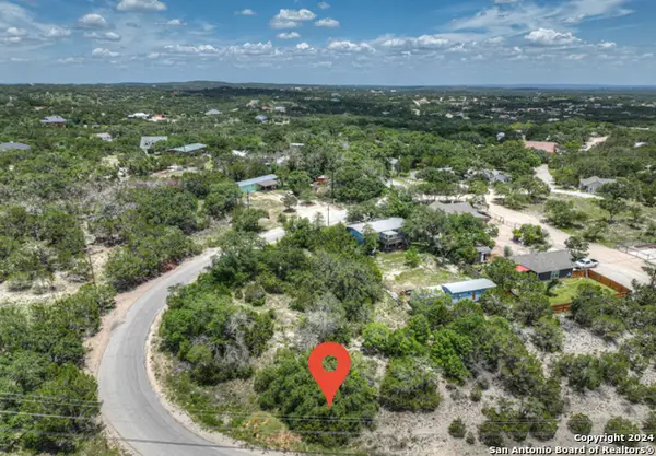 000 Cliff Dr, Spring Branch, TX 78070