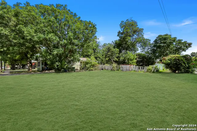 201 Drake Ave, San Antonio, TX 78204 - Image #2