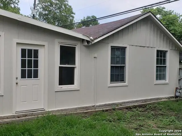 1406 Hicks Ave, San Antonio, TX 78210 - Image #3