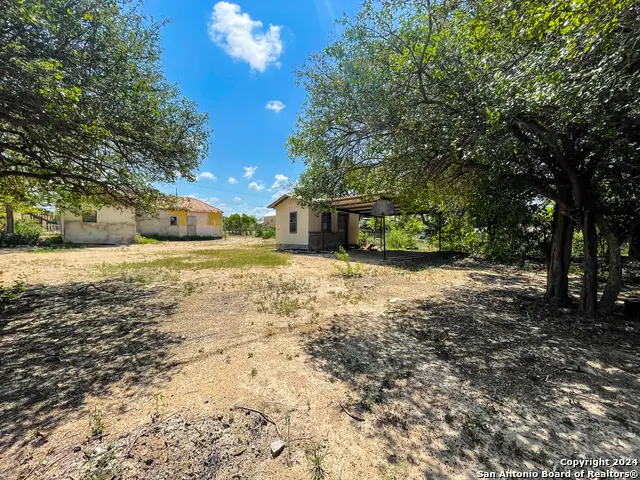 312 James St, Brackettville, TX 78832 - Image #3