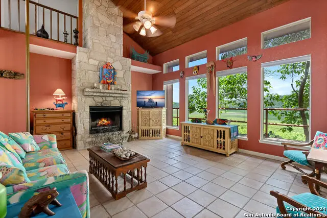 696 Faurie Road, Lakehills, TX 78063 - Image #3