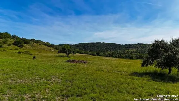 1215 Montell, Wimberley, TX 78676