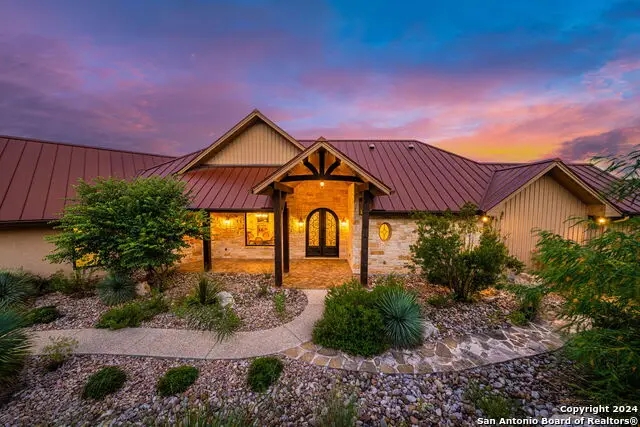 400 Peggy St, Kerrville, TX 78028 - Image #3