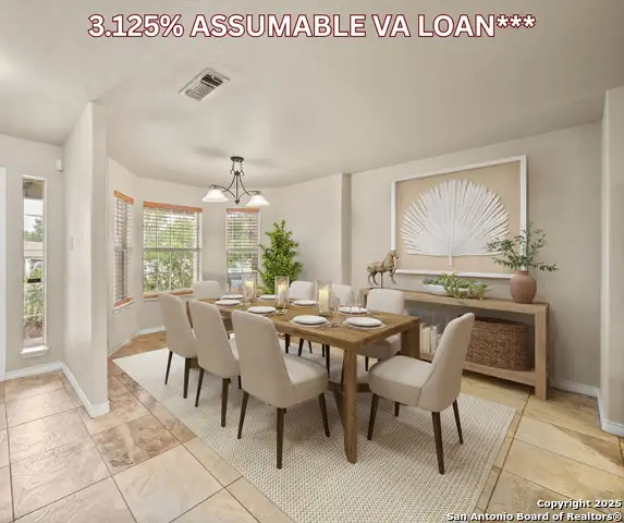 118 River Knl, Castroville, TX 78009