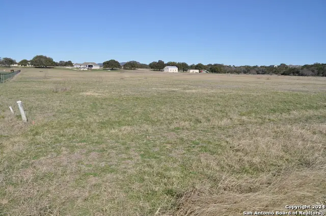 307 Hackamore Trl, Bandera, TX 78003 - #2