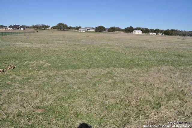 307 Hackamore Trl, Bandera, TX 78003 - #3