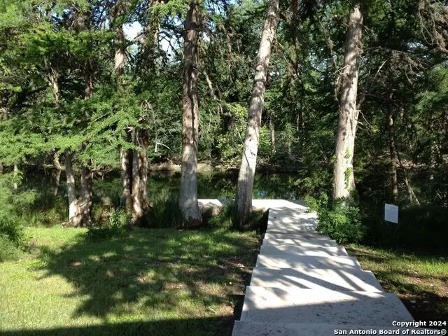 92 The Ridge Loop, Rio Frio, TX 78879 - Image #1