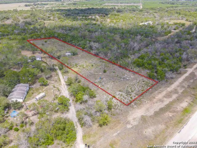 8408 County Road 128, Floresville, TX 78114 - Image #3