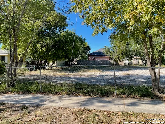 531 Dakota, San Antonio, TX 78203 - Image #2