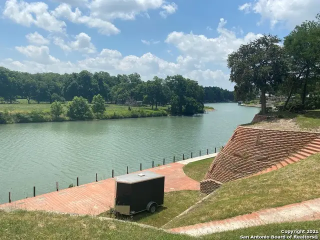 585 & 591 Vista Del Rio, New Braunfels, TX 78130 - Image #3