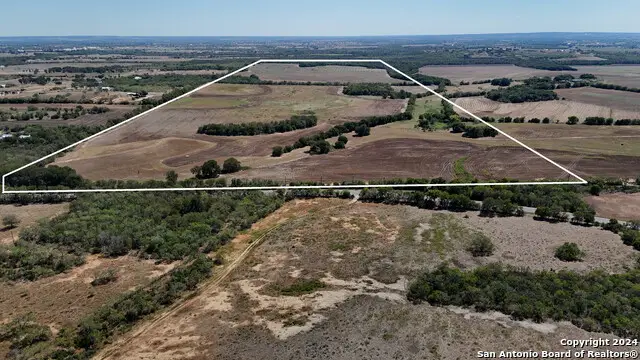 16568 New Berlin Rd, Saint Hedwig, TX 78152 - Image #3