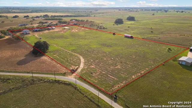 288 County Road 105, Floresville, TX 78114 - Image #3