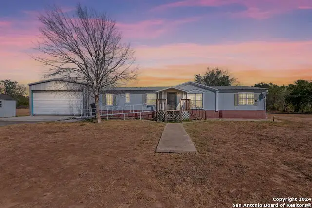 337 County Road 2518, Moore, TX 78057 - Image #2