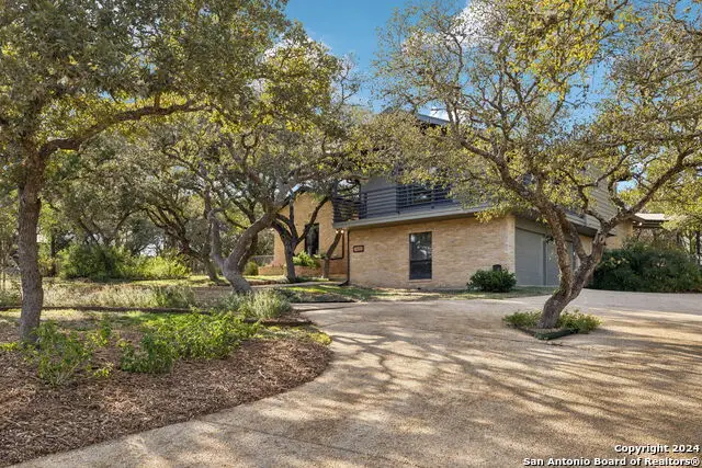 7435 Hummingbird Hill, San Antonio, TX 78255 - Image #2