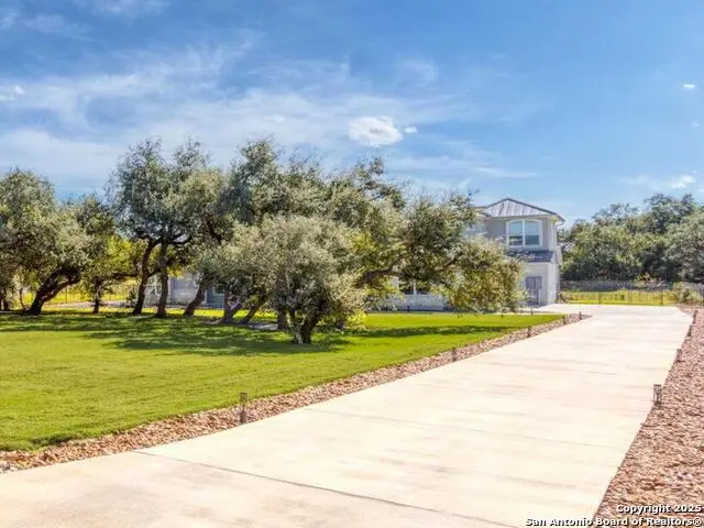 795 Maximino Ridge Rd, Bulverde, TX 78163 - #3