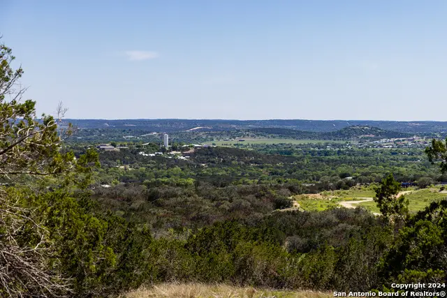 174 Countless Views Dr N, Kerrville, TX 78028 - Image #2