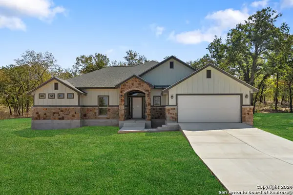 140 Great Oaks, La Vernia, TX 78121