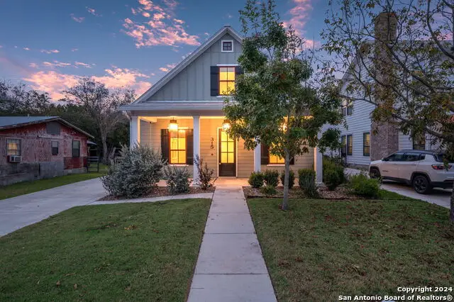 315 Hickman, Boerne, TX 78006 - Image #1